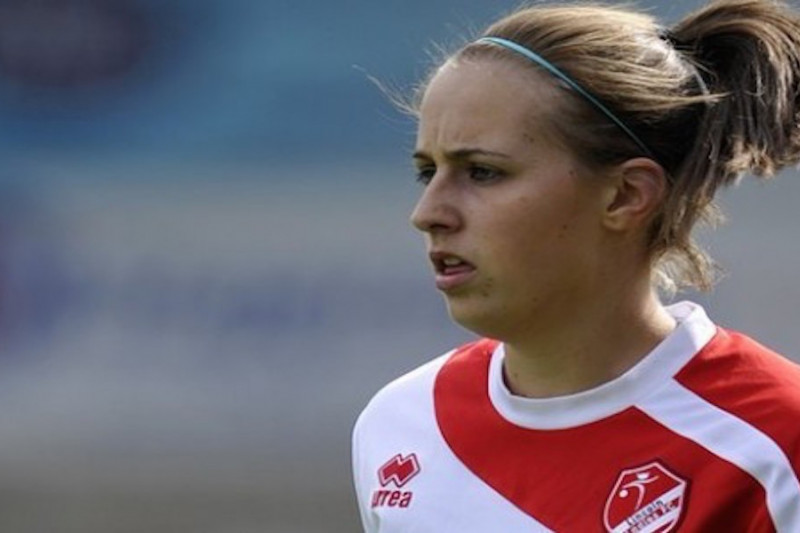 Durham Women have signed midfielder Rachel Lee from Bradford City Women.