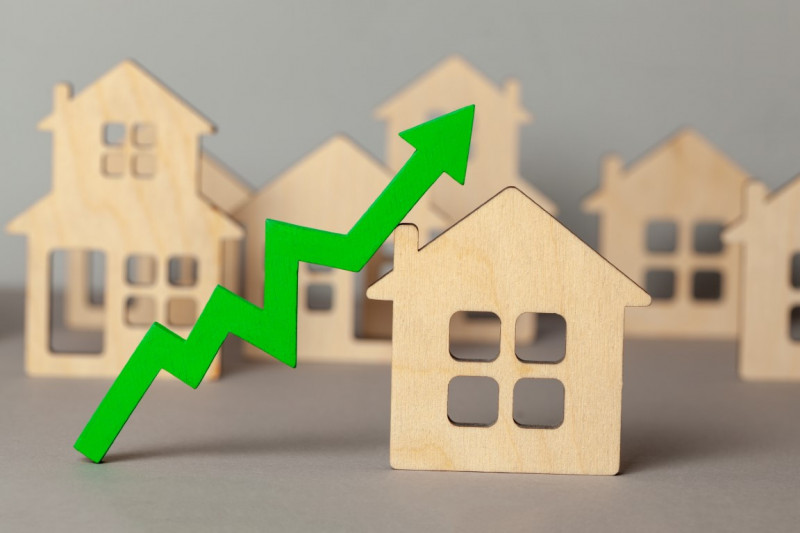 What will happen to property prices in 2022?
